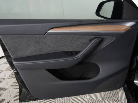 2024 Tesla Model Y Performance