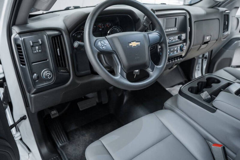 2024 Chevrolet Silverado 5500HD