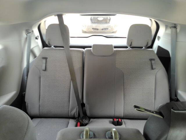 2023 Toyota Sienna LE 8-Passenger