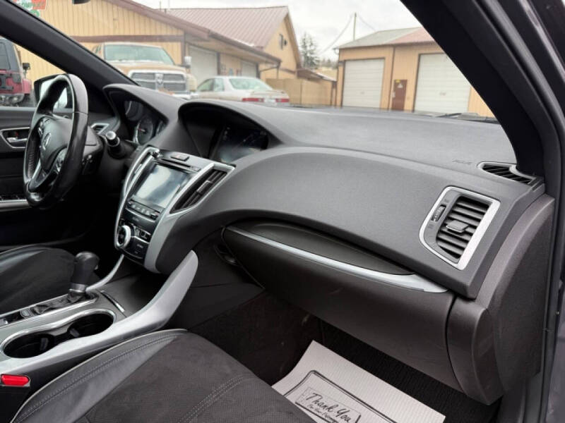 2019 Acura TLX