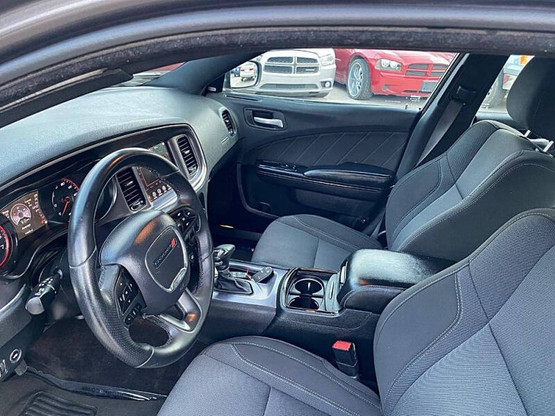 2017 Dodge Charger SXT