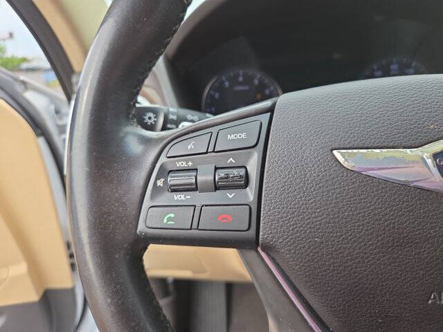 2015 Hyundai Genesis