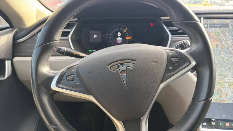 2014 Tesla Model S