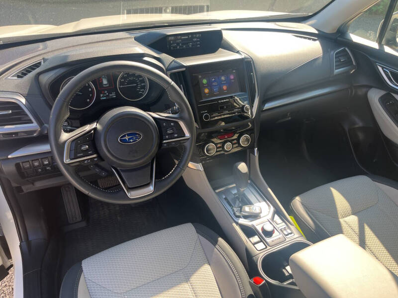 2024 Subaru Forester Premium