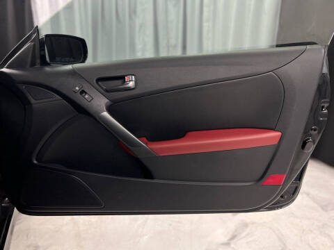 2011 Hyundai Genesis Coupe 3.8L R-Spec