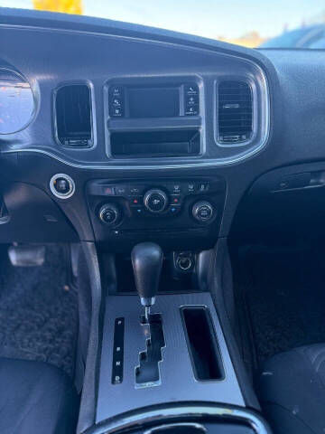 2013 Dodge Charger SE