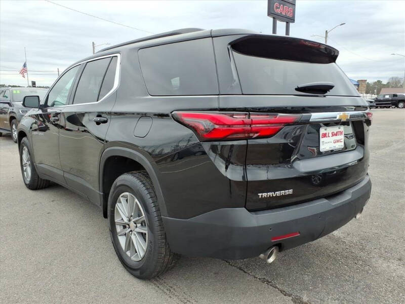 2022 Chevrolet Traverse LT Cloth