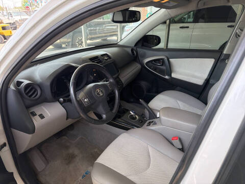2012 Toyota RAV4 EV