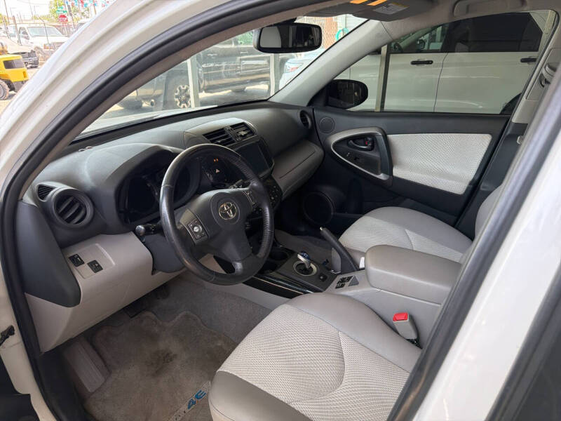2012 Toyota RAV4 EV
