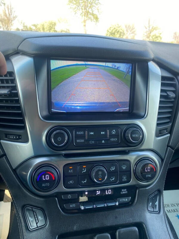 2016 Chevrolet Suburban LT