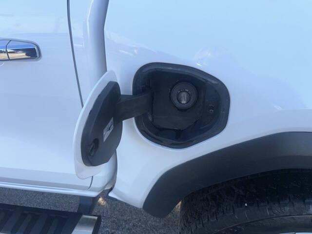 2023 GMC Canyon Denali