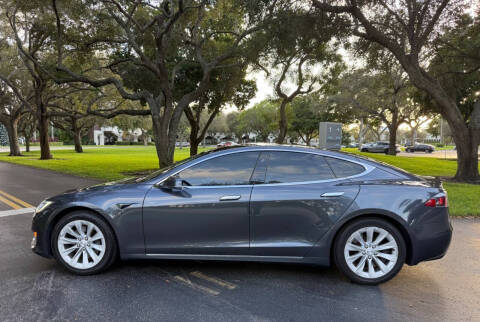 2017 Tesla Model S 90D
