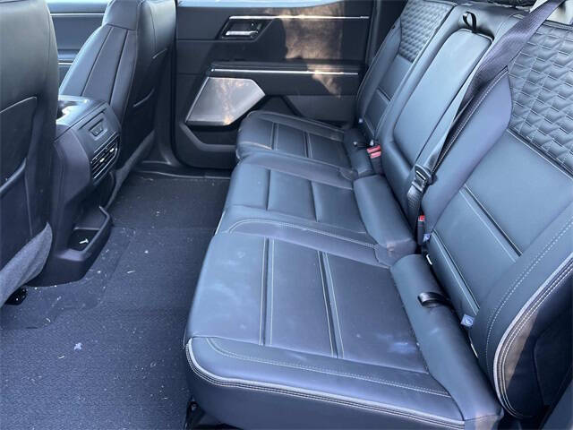 2024 GMC Sierra EV Denali Edition 1