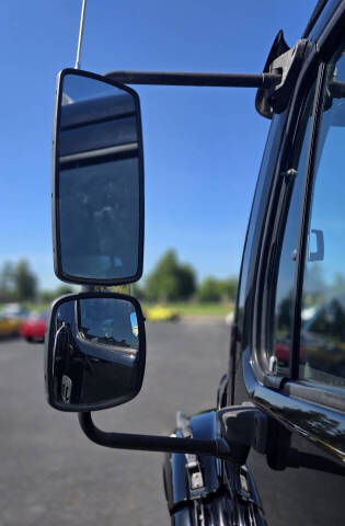 2007 Freightliner M2 106