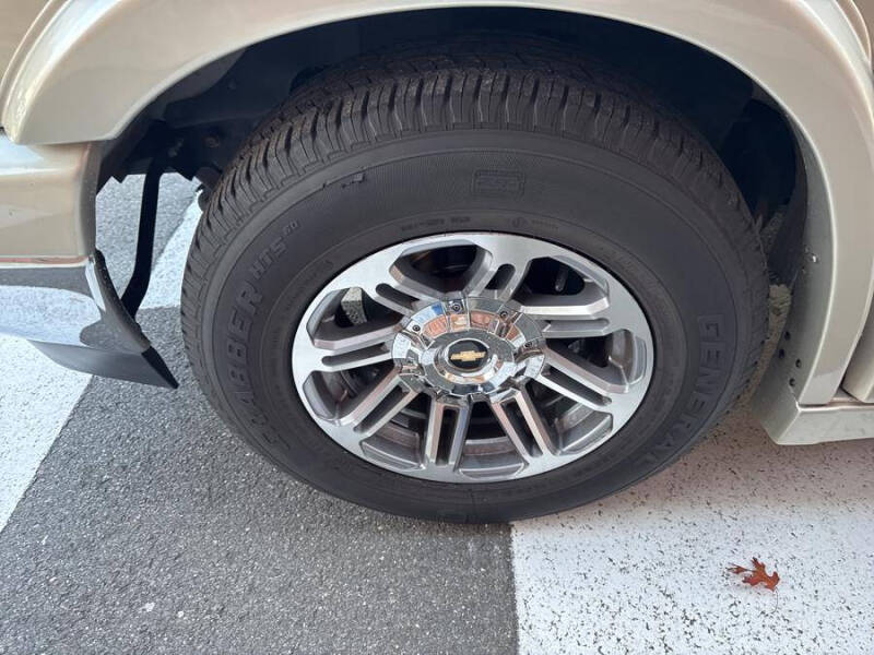 2019 Chevrolet Express 2500