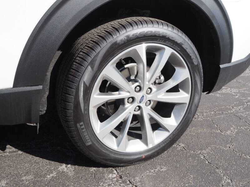 2021 Ford Explorer Platinum