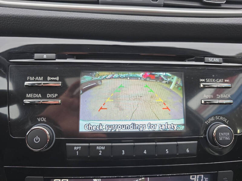 2015 Nissan Rogue SV