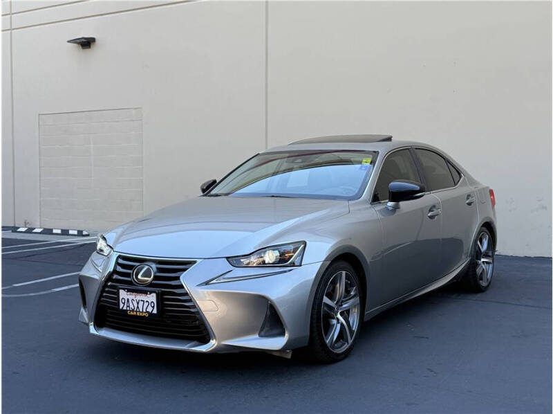 2017 Lexus IS 200t