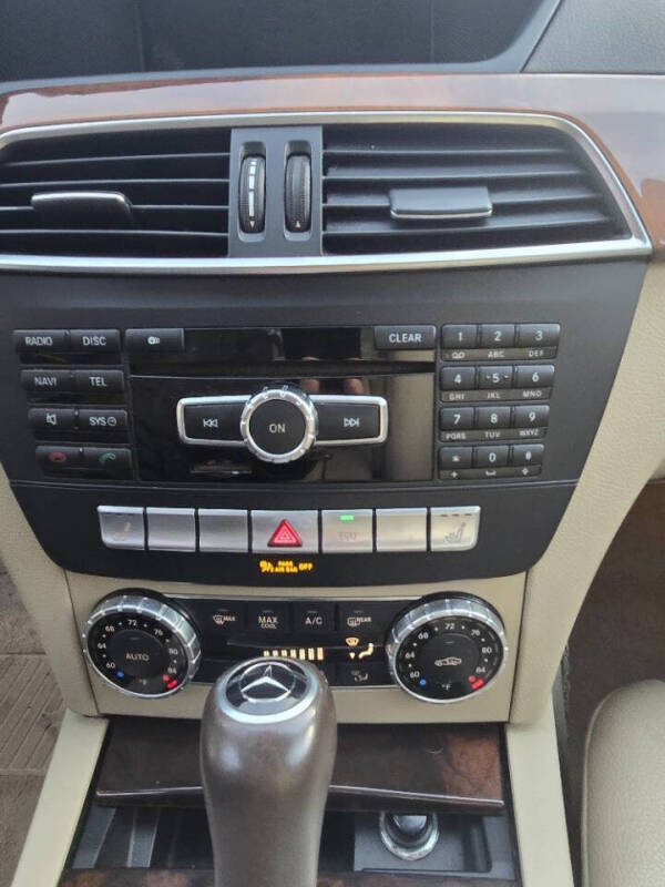 2014 Mercedes-Benz C-Class C 300 Luxury 4MATIC