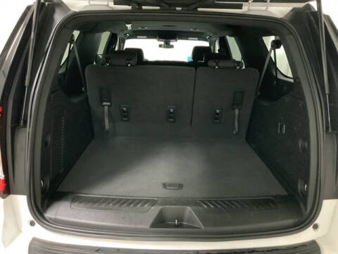 2022 GMC Yukon XL SLE