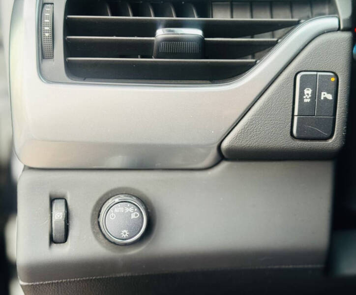 2017 Chevrolet Suburban LS