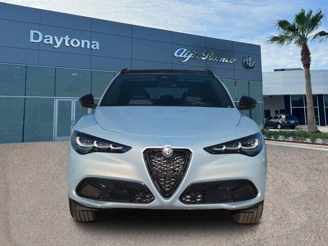 2025 Alfa Romeo Stelvio