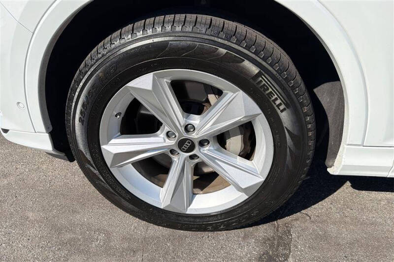 2024 Audi Q7 quattro Premium Plus 45 TFSI