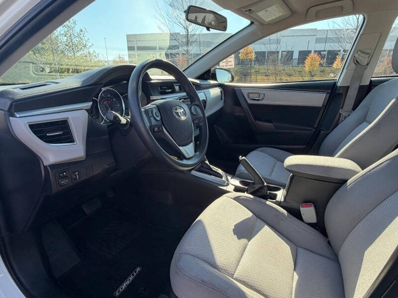 2015 Toyota Corolla LE