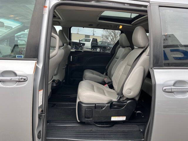 2017 Toyota Sienna