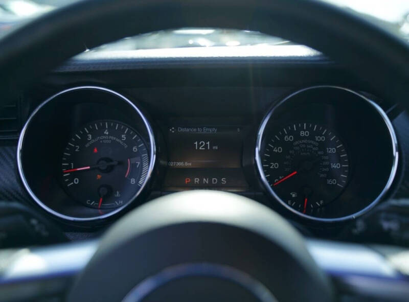 2017 Ford Mustang V6