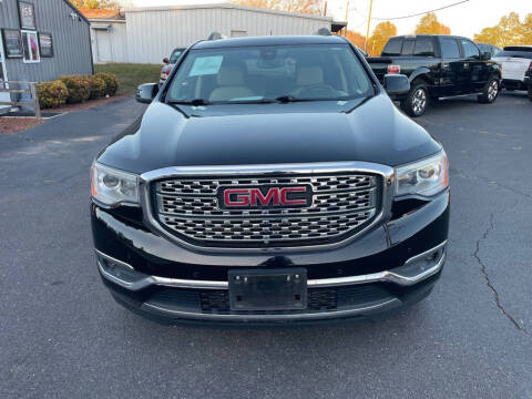 2017 GMC Acadia Denali