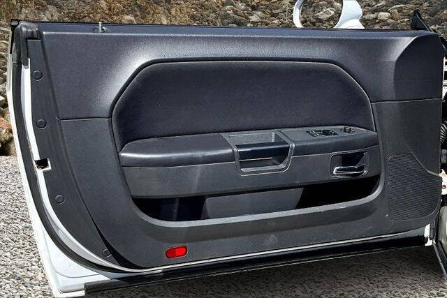 2013 Dodge Challenger SXT