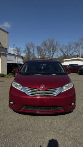 2015 Toyota Sienna