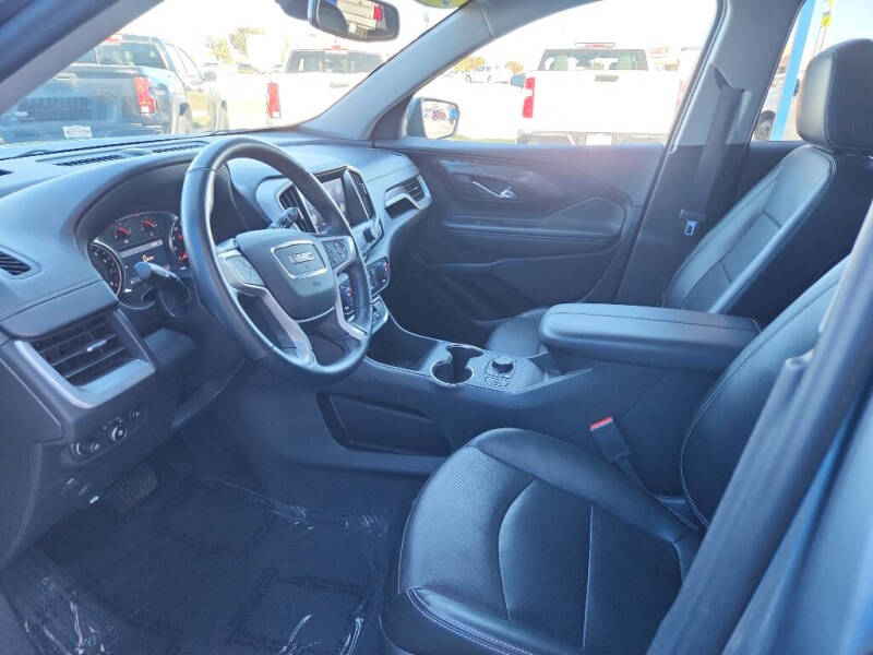 2024 GMC Terrain SLT