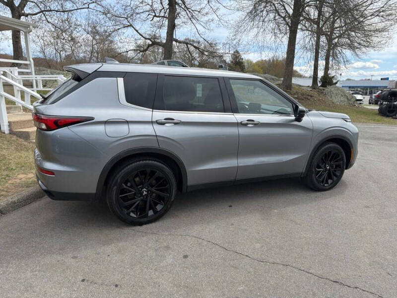 2023 Mitsubishi Outlander