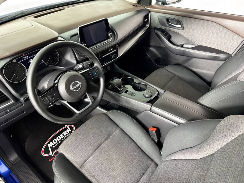 2022 Nissan Rogue SV