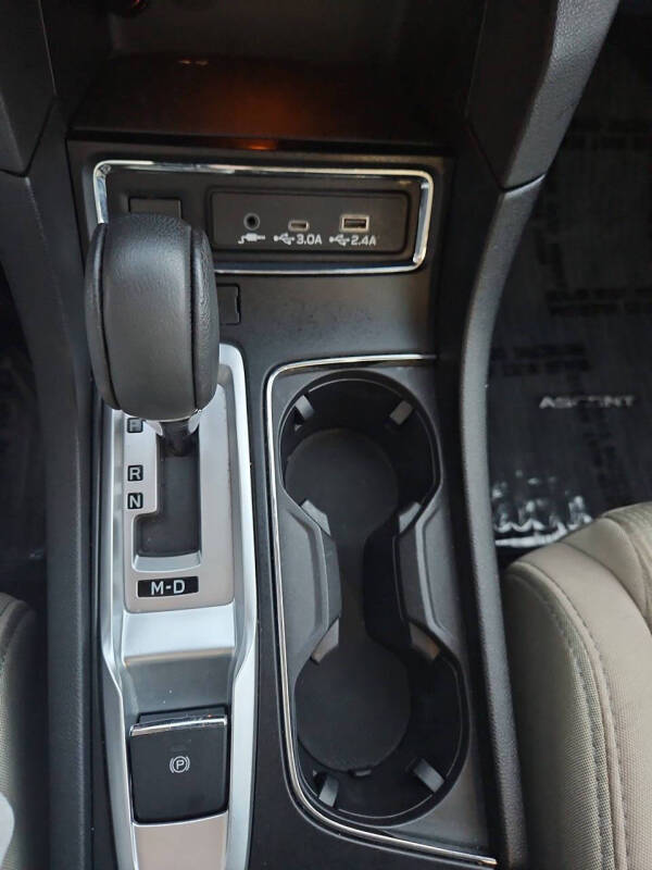 2025 Subaru Ascent Premium 8-Passenger