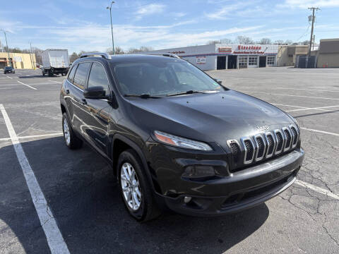 2015 Jeep Cherokee for sale at Urban Auto Connection in Richmond VA