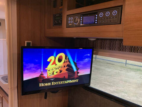 2016 Winnebago TREND