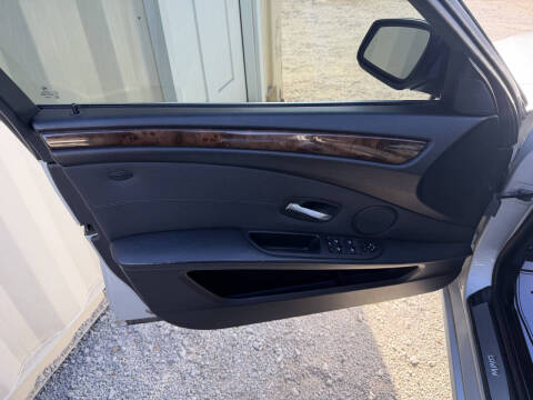 2010 BMW 5 Series 528i