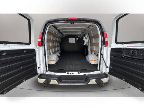 2024 GMC Savana 2500