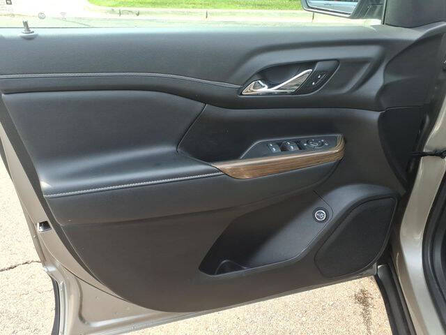 2022 GMC Acadia SLE