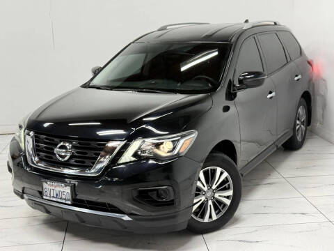 2020 Nissan Pathfinder S