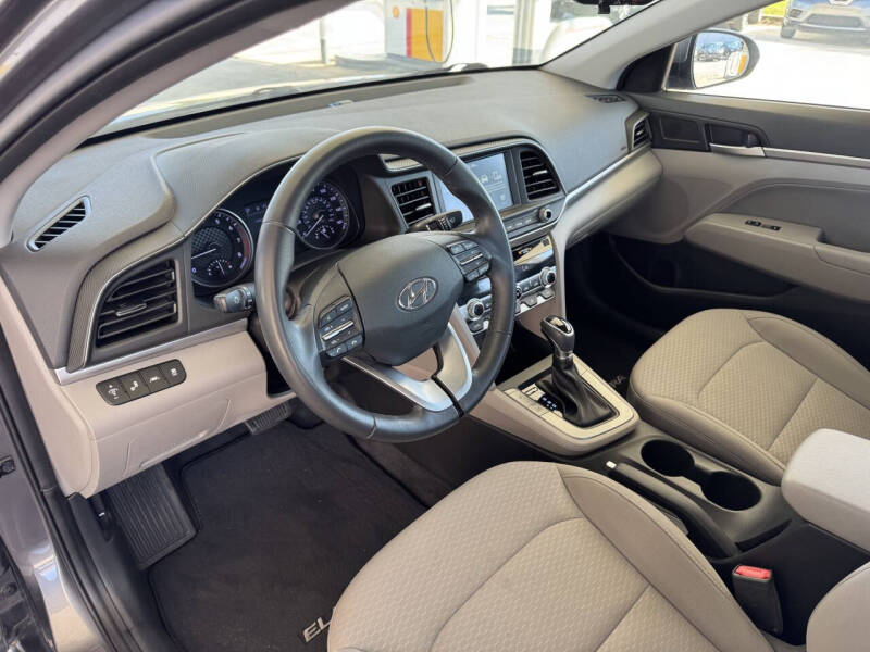 2019 Hyundai Elantra