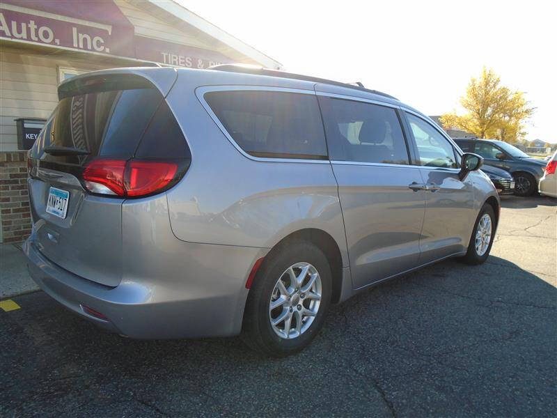 2021 Chrysler Voyager LXi
