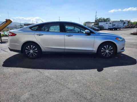 2014 Ford Fusion S