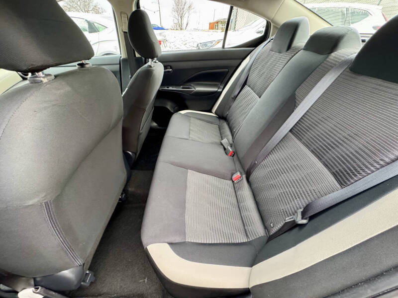 2020 Nissan Versa SV