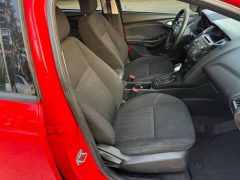2017 Ford Focus SE