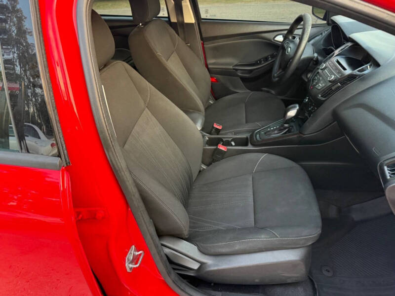 2017 Ford Focus SE
