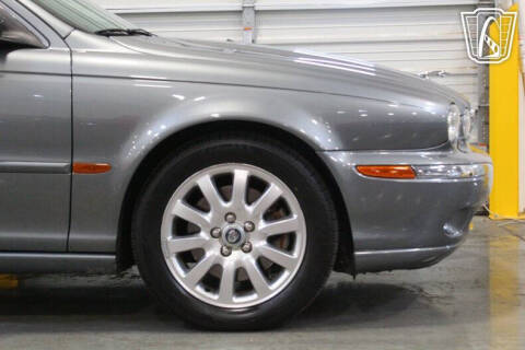 2002 Jaguar X-Type 2.5